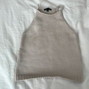 Knit tank top.